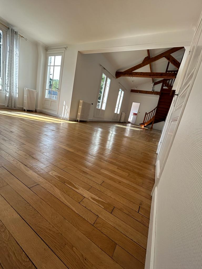 Renovation piece parquet maisons laffitte